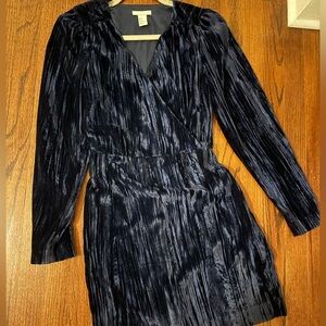 Dark blue velvet mini dress H&M